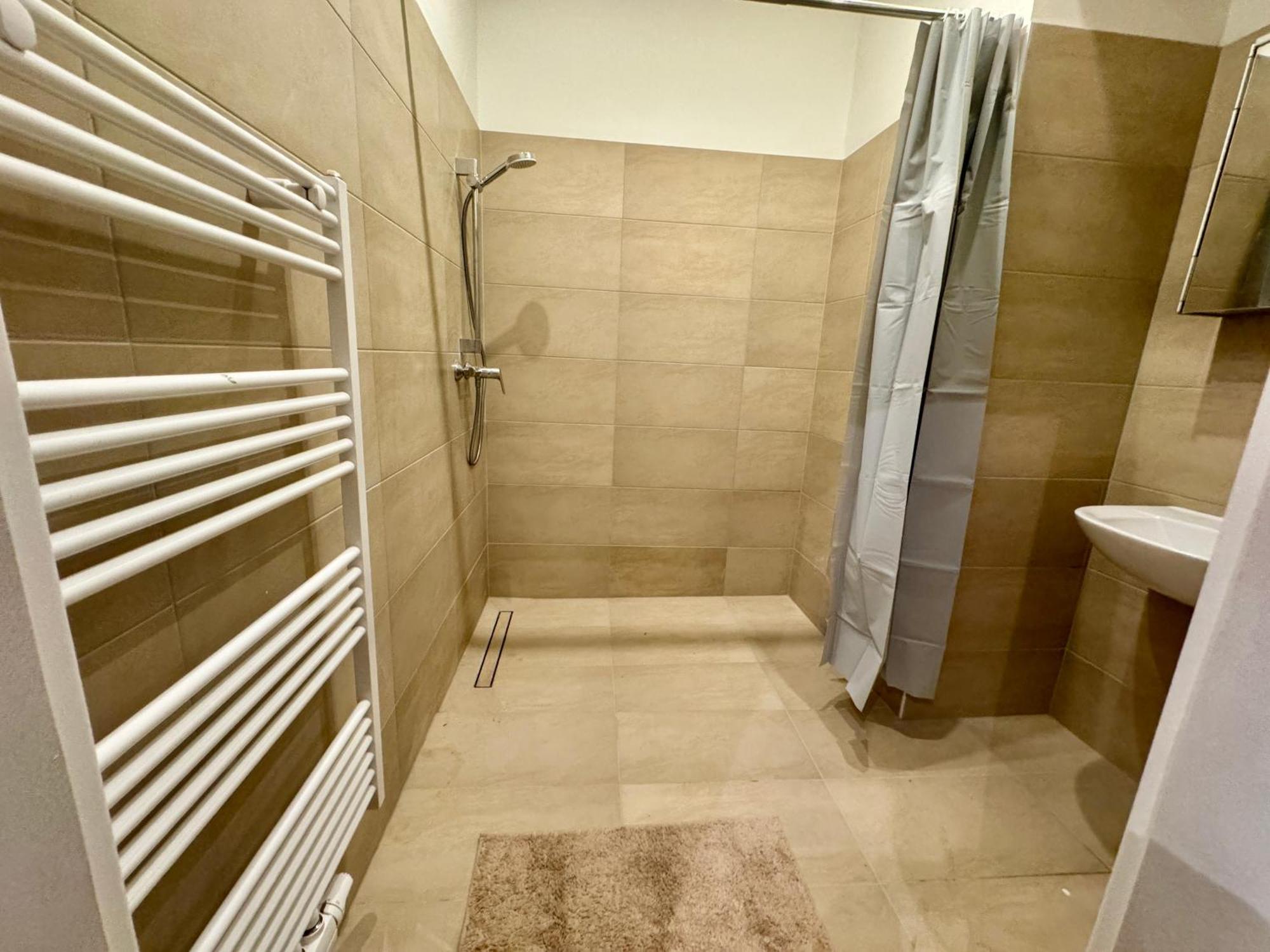 Spacious Apartment - 15 Min To Center Vienne Extérieur photo